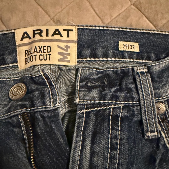 Ariat Men's Indigo Straight-Leg Jeans with Accent Stitching - Picture 2 of 2